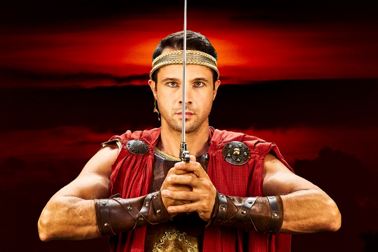 Είδαμε τη θεατρική παράσταση:  “Μέγας Αλέξανδρος”