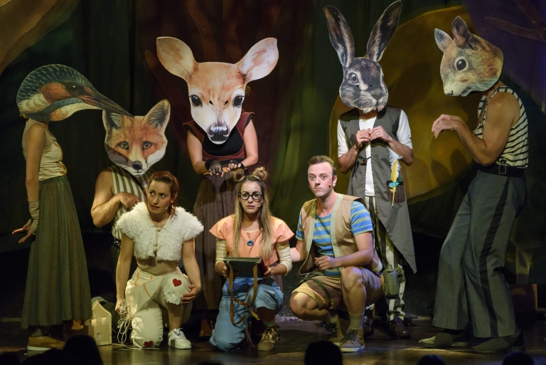 Είδαμε την παιδική θεατρική παράσταση “Στο δάσος των Γκριμμ”