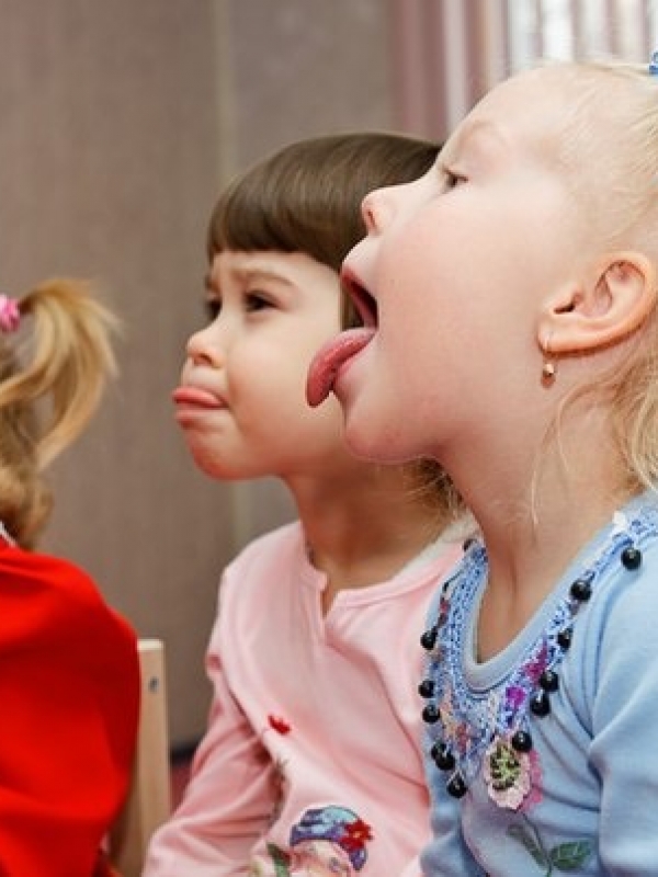 Ποιά είναι η αναμενομένη εξέλιξη του λόγου και της ομιλίας ενός παιδιού