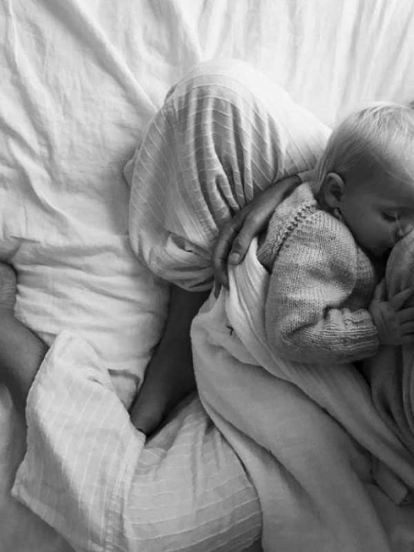 Ποιες τροφές βοηθούν στην παραγωγή γάλακτος όταν η μαμά θηλάζει;