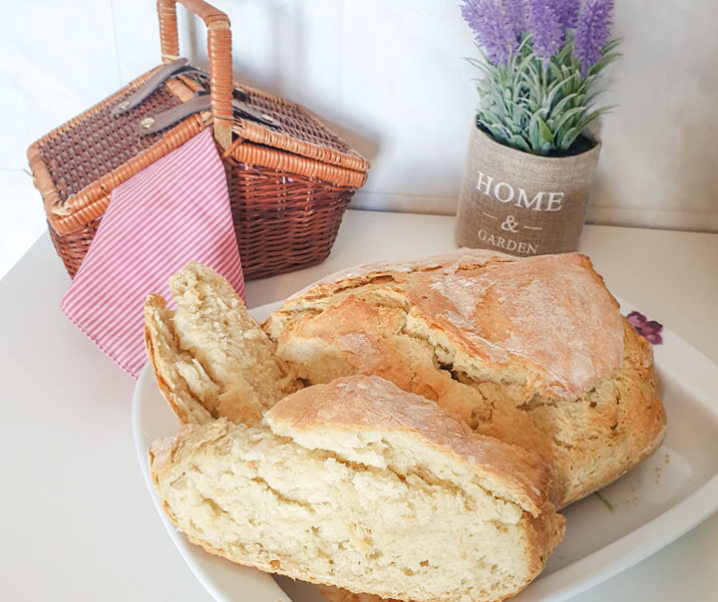 Συνταγή για ψωμί χωρίς καθόλου ζύμωμα!