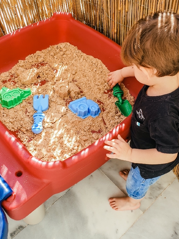 Φτιάξαμε βρώσιμη άμμο για μικρά παιδιά με 6 τρόπους