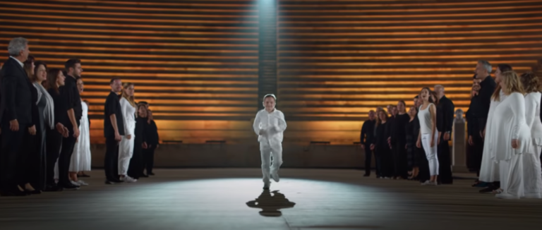 as-kratisoun-oi-xoroi