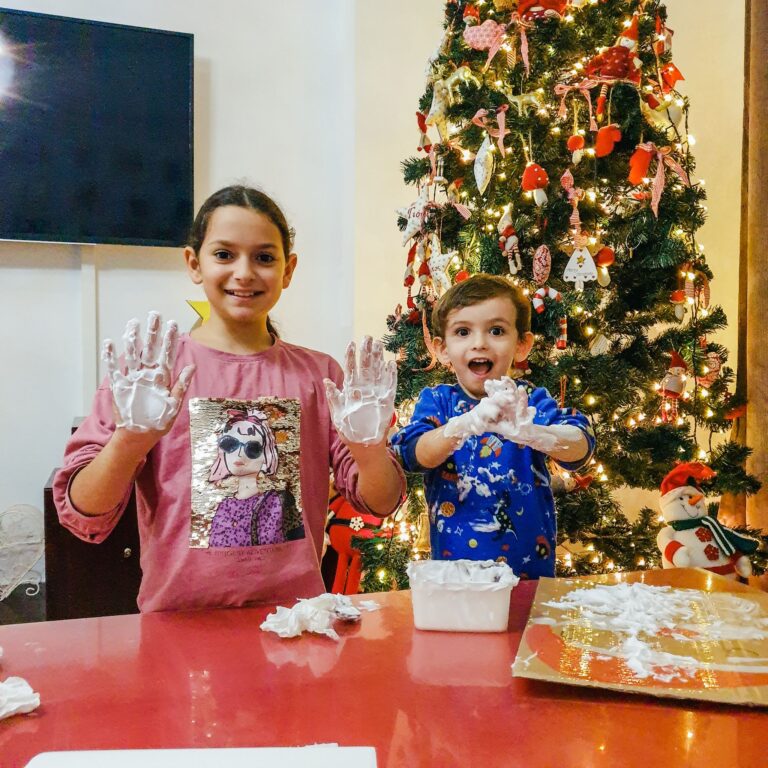 Χριστουγεννιάτικο παιδικό παιχνίδι