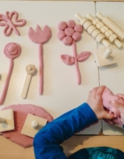 Φτιάξαμε πασχαλινές σφραγίδες για πλαστελίνη