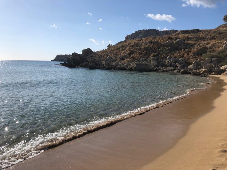 Παραλία Αγίας Αγάθης – Η ωραιότερη παραλία της Ρόδου