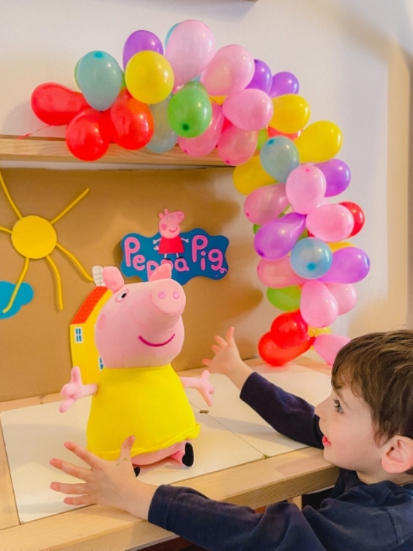 Peppa pig την ζωγραφίσαμε, την πλύναμε και πάλι από την αρχή