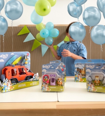 Bluey unboxing